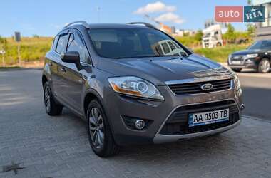 Внедорожник / Кроссовер Ford Kuga 2012 в 
