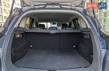 Внедорожник / Кроссовер Ford Kuga 2012 в 