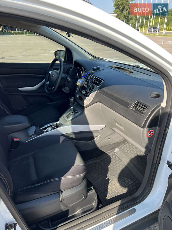 Внедорожник / Кроссовер Ford Kuga 2010 в Киеве фото 12 Внедорожник / Кроссовер Ford Kuga 2010 в Киеве