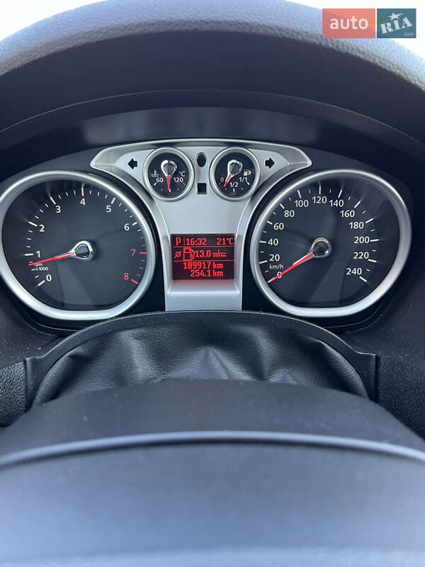 Внедорожник / Кроссовер Ford Kuga 2010 в Киеве фото 27 Внедорожник / Кроссовер Ford Kuga 2010 в Киеве