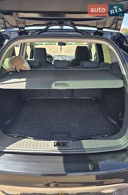 Внедорожник / Кроссовер Ford Kuga 2011 в 