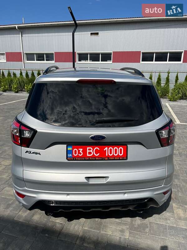 Внедорожник / Кроссовер Ford Kuga 2019 в Луцке