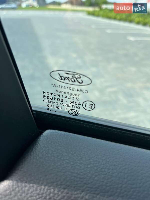 Внедорожник / Кроссовер Ford Kuga 2019 в Луцке