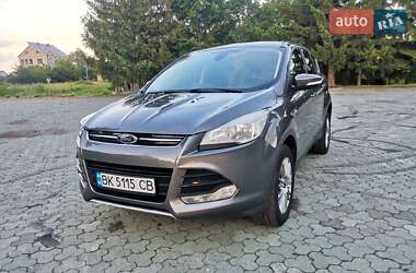 Внедорожник / Кроссовер Ford Kuga 2014 в 