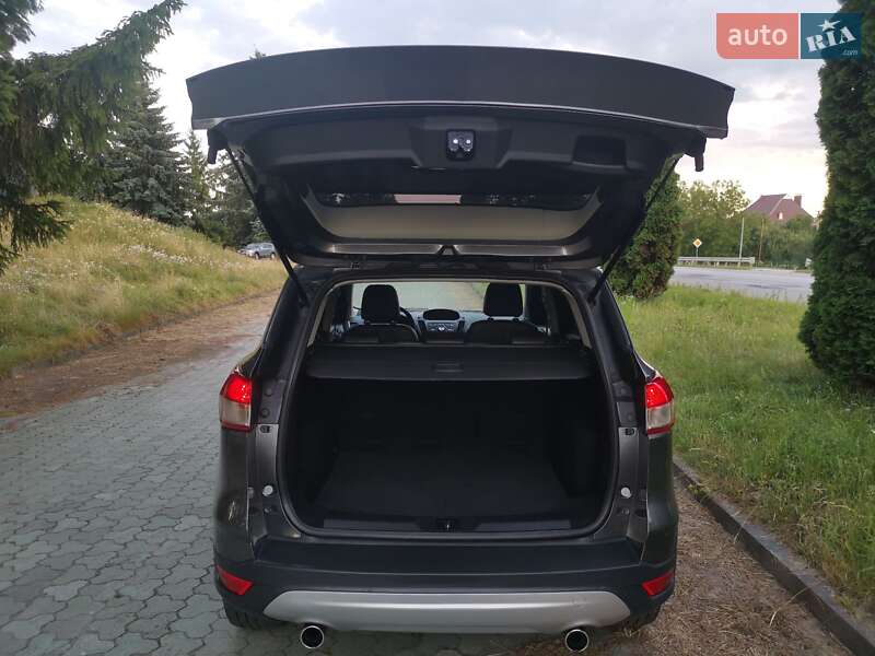 Внедорожник / Кроссовер Ford Kuga 2014 в Дубно