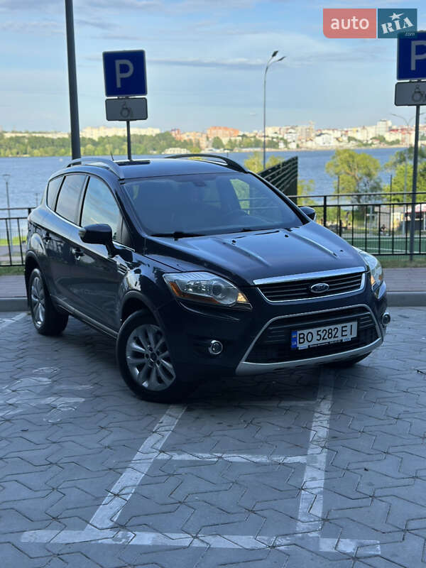 Ford Kuga 2011