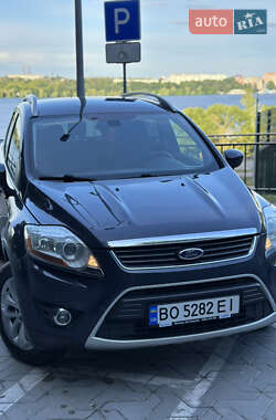 Позашляховик / Кросовер Ford Kuga 2011 в 