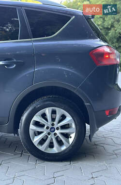 Позашляховик / Кросовер Ford Kuga 2011 в 