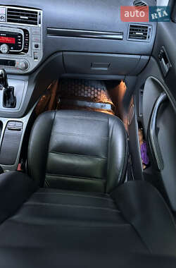 Позашляховик / Кросовер Ford Kuga 2011 в 