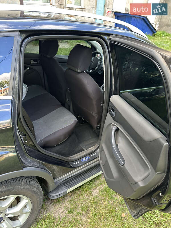 Внедорожник / Кроссовер Ford Kuga 2012 в Шостке