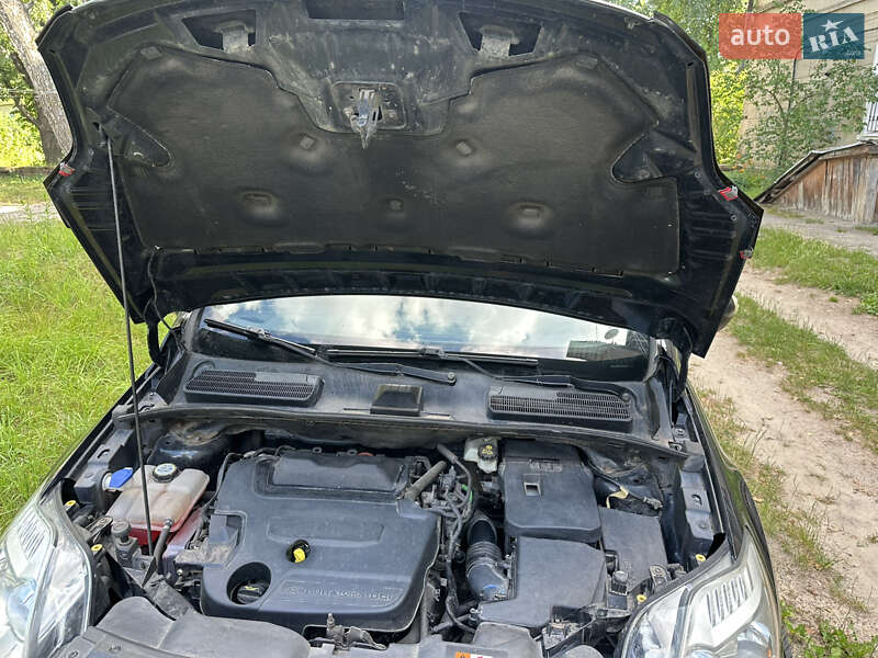 Внедорожник / Кроссовер Ford Kuga 2012 в Шостке