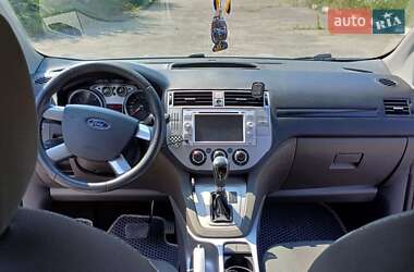 Внедорожник / Кроссовер Ford Kuga 2010 в 