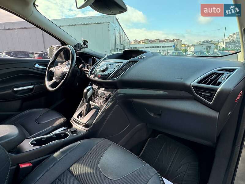 Позашляховик / Кросовер Ford Kuga 2013 в Львові