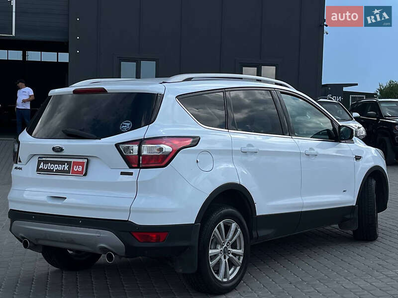 Внедорожник / Кроссовер Ford Kuga 2017 в Львове