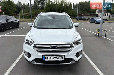 Внедорожник / Кроссовер Ford Kuga 2019 в 