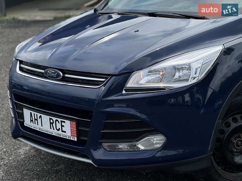 Внедорожник / Кроссовер Ford Kuga 2016 в Ужгороде