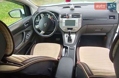 Внедорожник / Кроссовер Ford Kuga 2011 в 