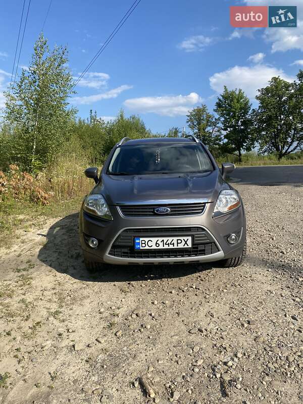 Внедорожник / Кроссовер Ford Kuga 2012 в Львове
