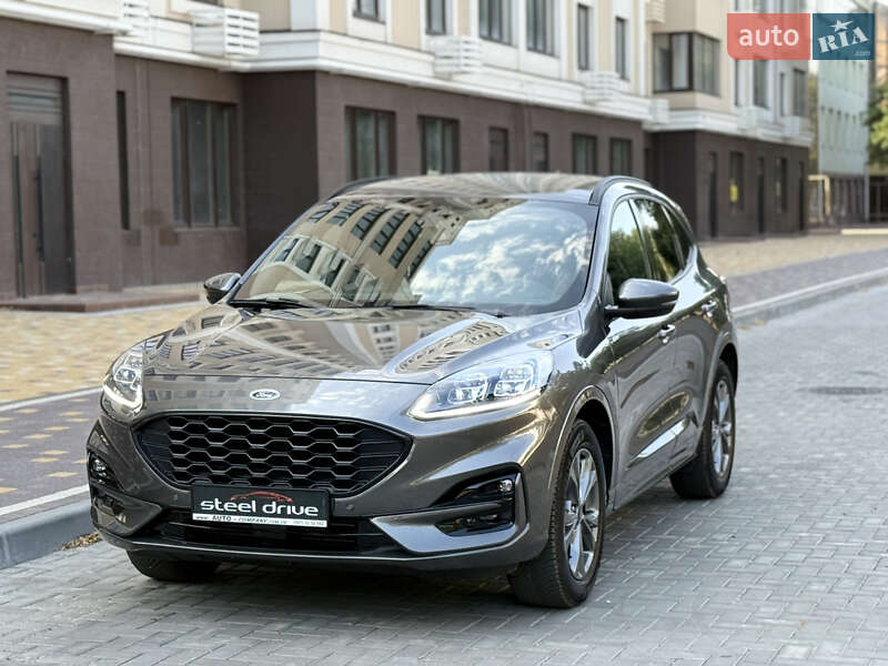Ford Kuga 2023