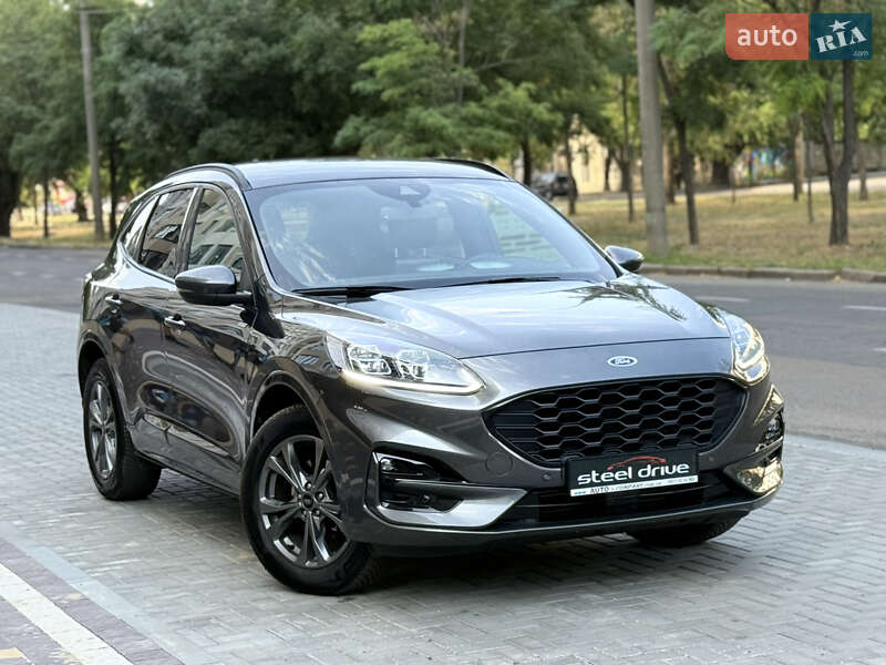 Внедорожник / Кроссовер Ford Kuga 2023 в Николаеве