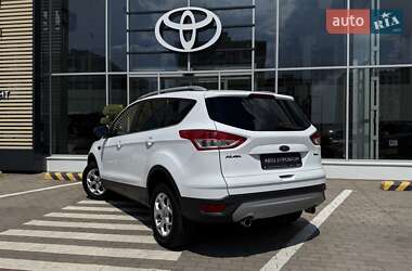 Внедорожник / Кроссовер Ford Kuga 2016 в 