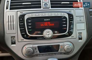 Внедорожник / Кроссовер Ford Kuga 2010 в 