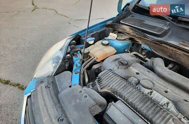 Внедорожник / Кроссовер Ford Kuga 2010 в 