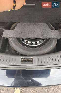 Внедорожник / Кроссовер Ford Kuga 2008 в 