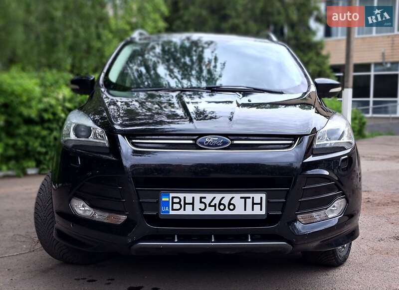 Внедорожник / Кроссовер Ford Kuga 2016 в Подольске