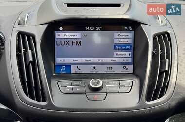 Внедорожник / Кроссовер Ford Kuga 2019 в 