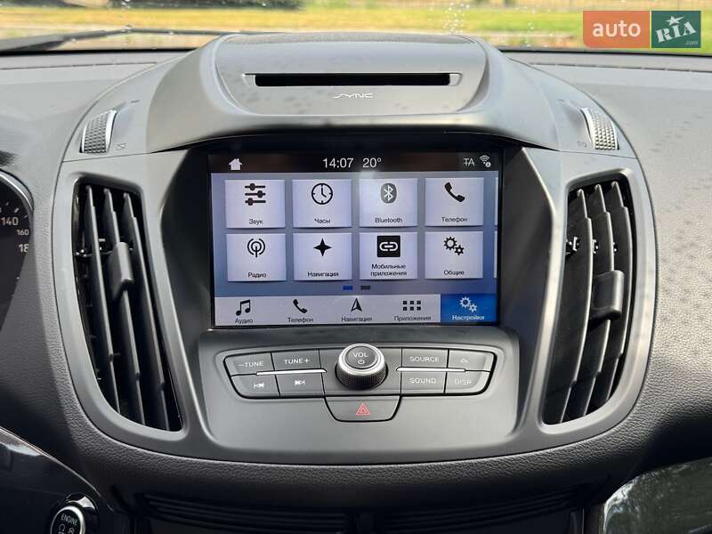 Позашляховик / Кросовер Ford Kuga 2019 в Києві