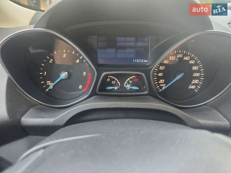 Внедорожник / Кроссовер Ford Kuga 2014 в Днепре