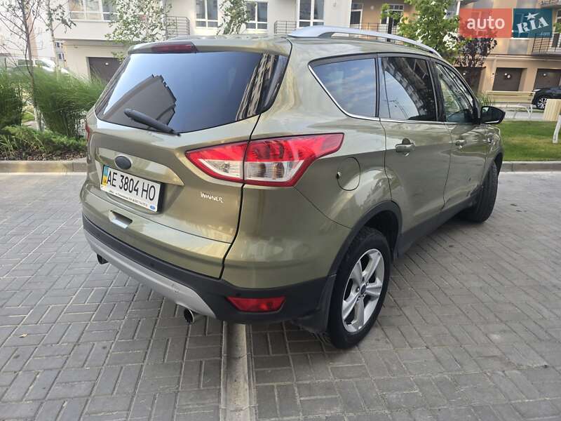 Внедорожник / Кроссовер Ford Kuga 2014 в Днепре