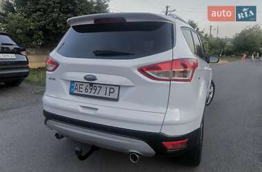Внедорожник / Кроссовер Ford Kuga 2013 в 
