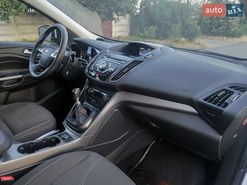 Внедорожник / Кроссовер Ford Kuga 2013 в Днепре