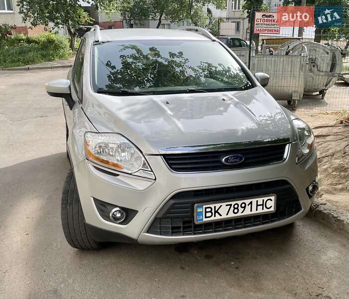 Ford Kuga 2011
