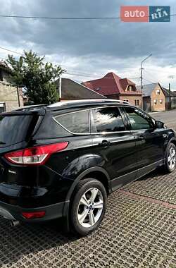 Внедорожник / Кроссовер Ford Kuga 2014 в 