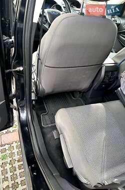 Внедорожник / Кроссовер Ford Kuga 2014 в 