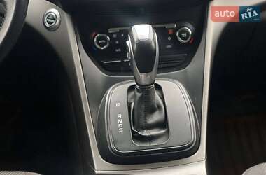 Внедорожник / Кроссовер Ford Kuga 2013 в 