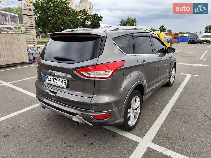 Внедорожник / Кроссовер Ford Kuga 2014 в Киеве