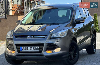 Внедорожник / Кроссовер Ford Kuga 2013 в 