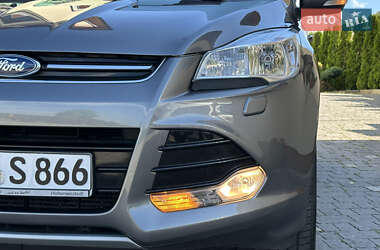 Внедорожник / Кроссовер Ford Kuga 2013 в 