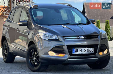 Внедорожник / Кроссовер Ford Kuga 2013 в 