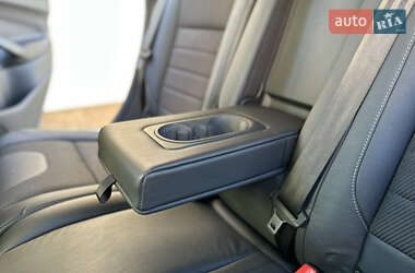 Внедорожник / Кроссовер Ford Kuga 2013 в 