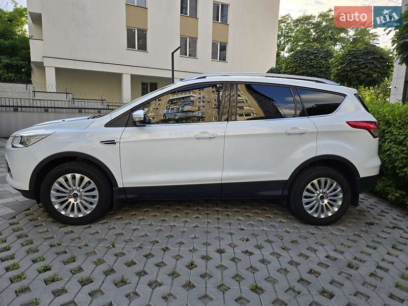 Внедорожник / Кроссовер Ford Kuga 2013 в Киеве