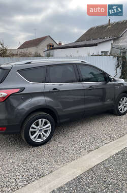 Внедорожник / Кроссовер Ford Kuga 2018 в Николаеве