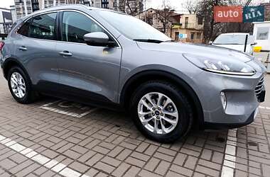 Внедорожник / Кроссовер Ford Kuga 2020 в Львове