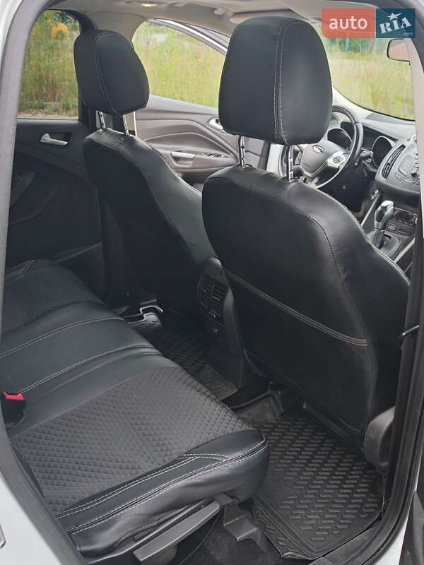 Внедорожник / Кроссовер Ford Kuga 2014 в Моршине