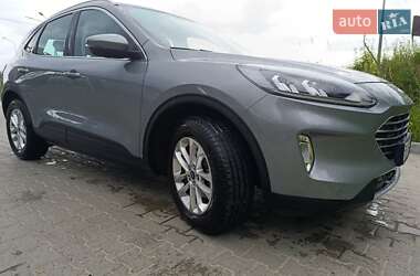 Позашляховик / Кросовер Ford Kuga 2020 в Львові