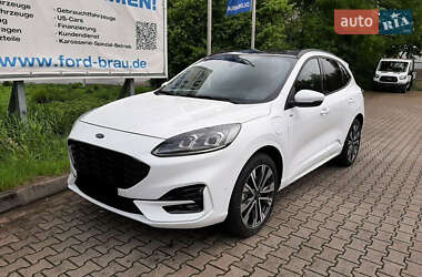 Позашляховик / Кросовер Ford Kuga 2021 в Києві